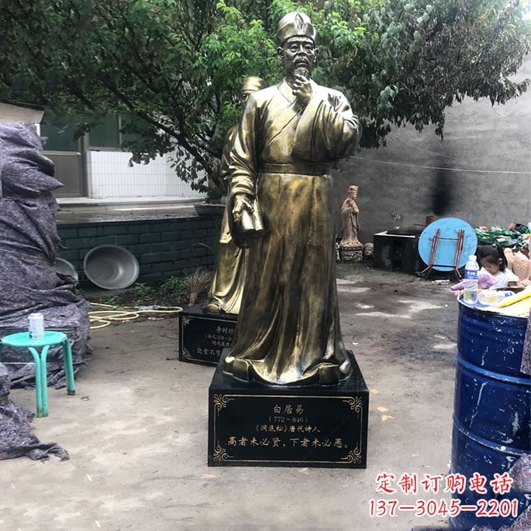 沈阳白居易仿铜雕像经典中国古代诗人的艺术再现