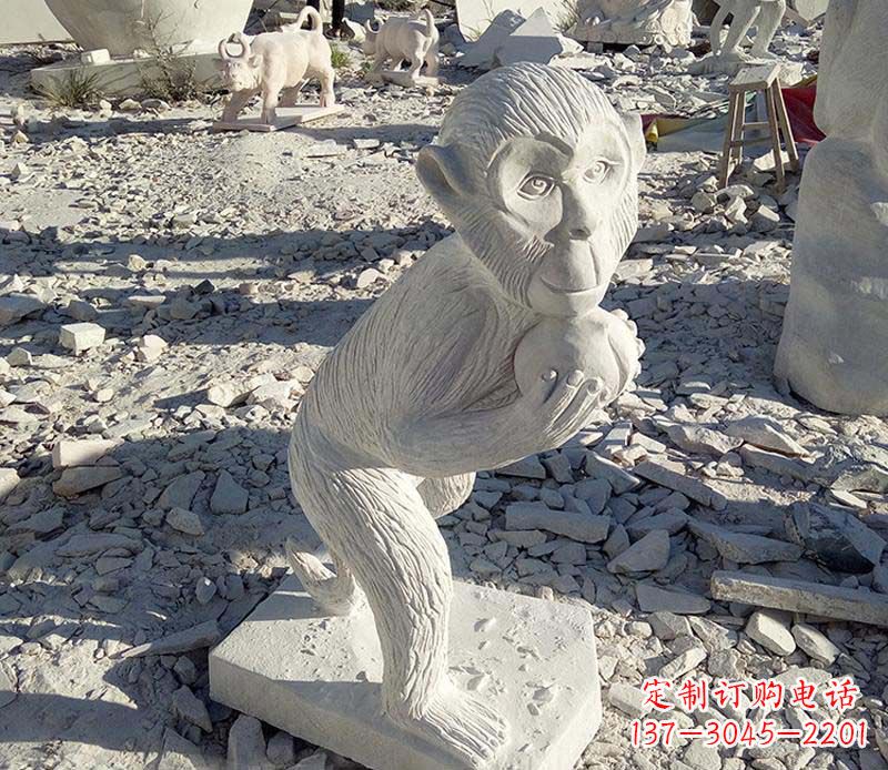 沈阳“猴子石雕”——精致细腻的石头精雕