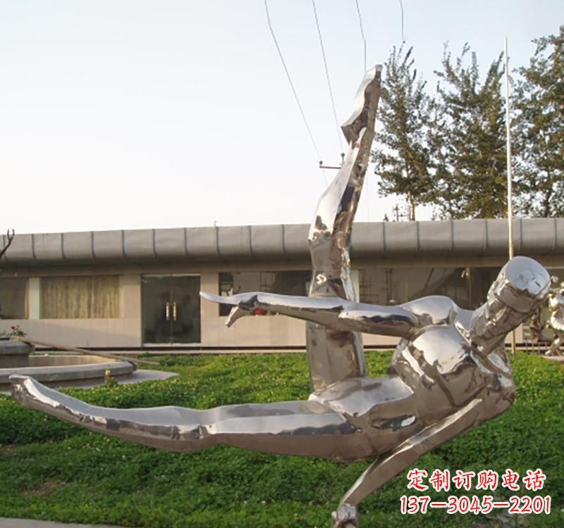 沈阳不锈钢鞍马运动人物雕塑2