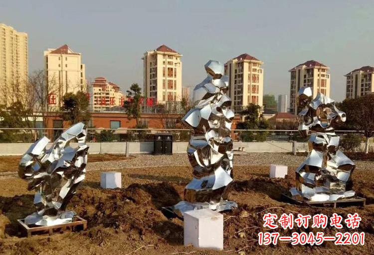 沈阳不锈钢抽象镜面太湖石雕塑
