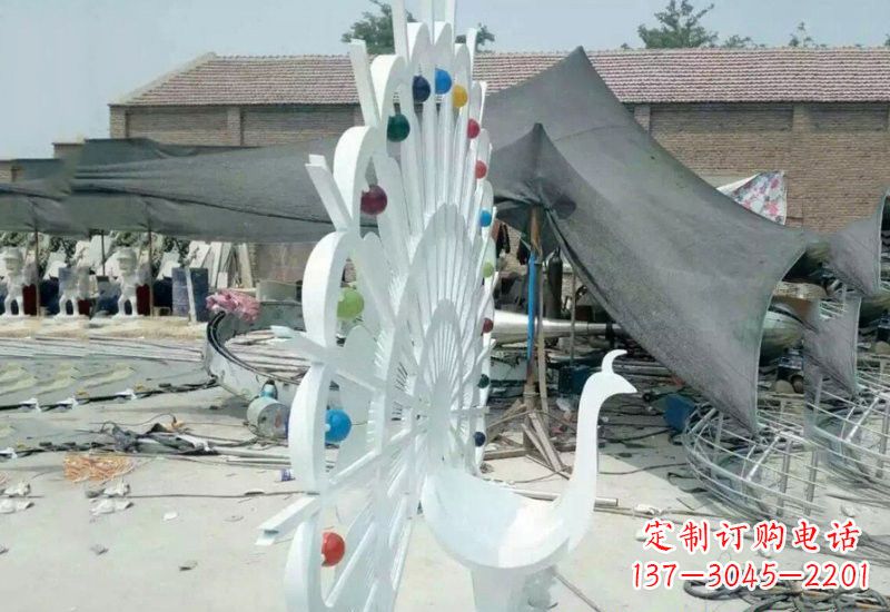 沈阳不锈钢孔雀雕塑精美绝伦