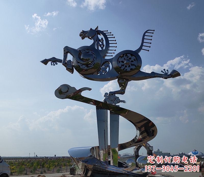 沈阳不锈钢大型马踏飞燕景观雕塑