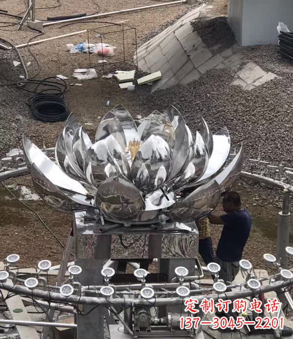 沈阳不锈钢荷花景观雕塑