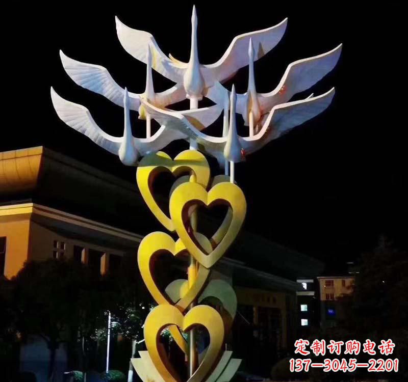 沈阳不锈钢大雁雕塑象征着自由的翱翔