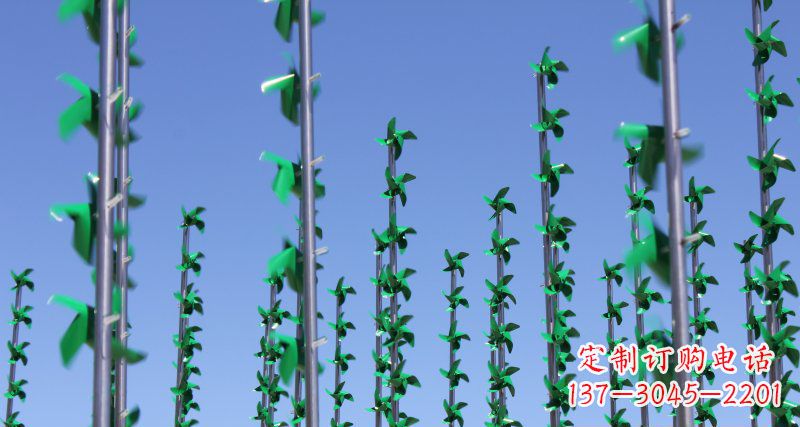 沈阳螺旋风车给广场景观带来的旋转欢乐