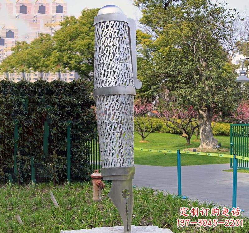 沈阳精致不锈钢钢笔雕塑
