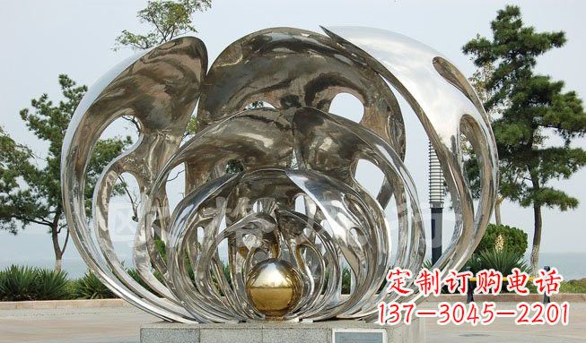 沈阳不锈钢贝壳珍珠雕塑艺术的融合