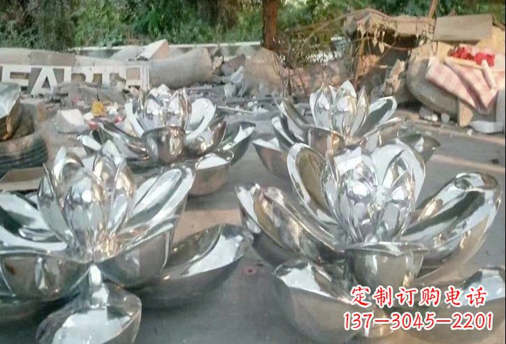 沈阳不锈钢莲花雕塑一件象征着美丽与自由的作品