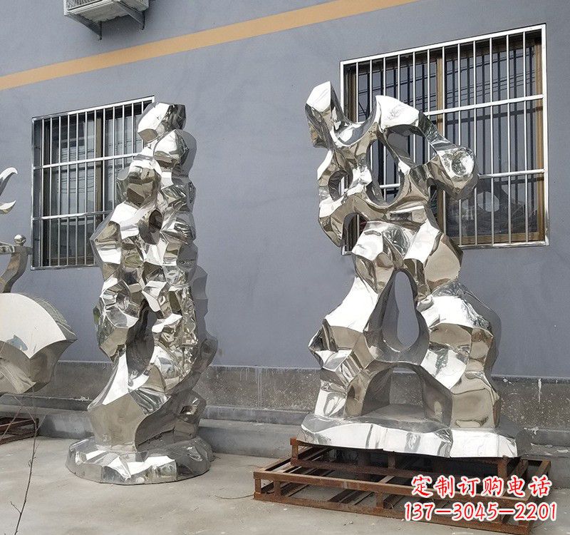 沈阳太湖石雕塑精美的艺术品
