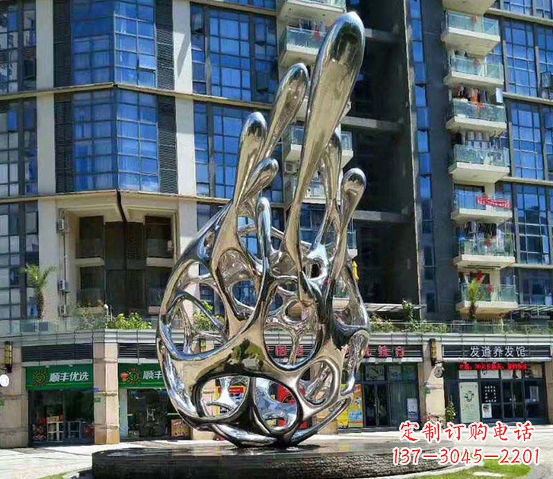 沈阳不锈钢火龙果雕塑集艺术与自然之美
