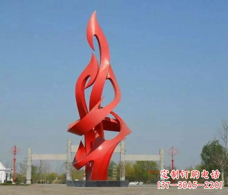 沈阳火苗雕塑点缀城市景观