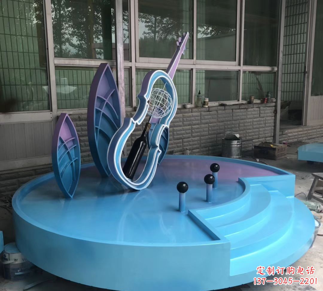 沈阳大提琴雕塑精致的艺术瑰宝