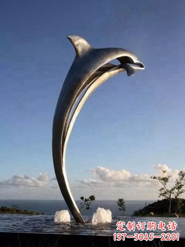 沈阳不锈钢海豚雕塑让游客流连忘返