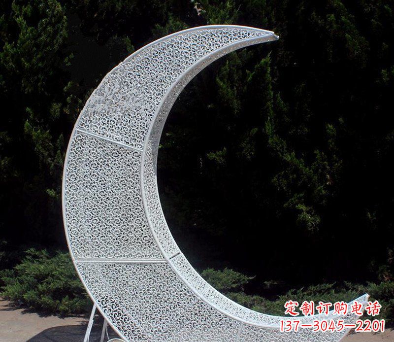 沈阳不锈钢镂空月亮公园雕塑浪漫而又神奇