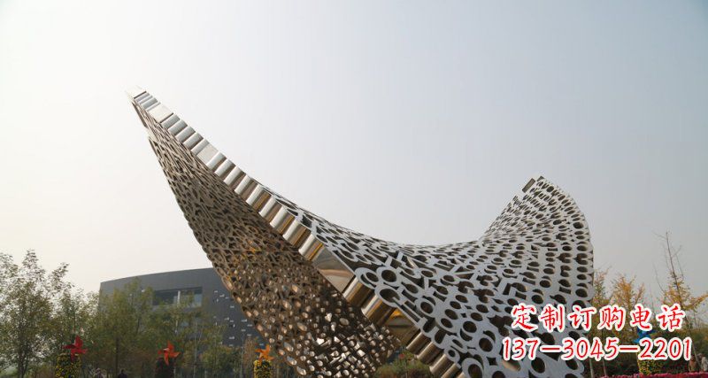 沈阳不锈钢字母雕塑——点缀美丽的空间