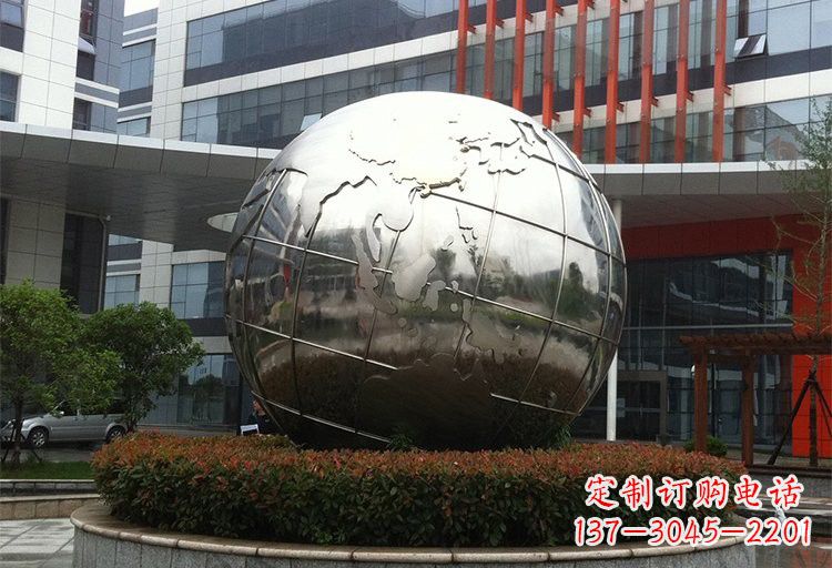 沈阳不锈钢地球雕塑传递环保意识