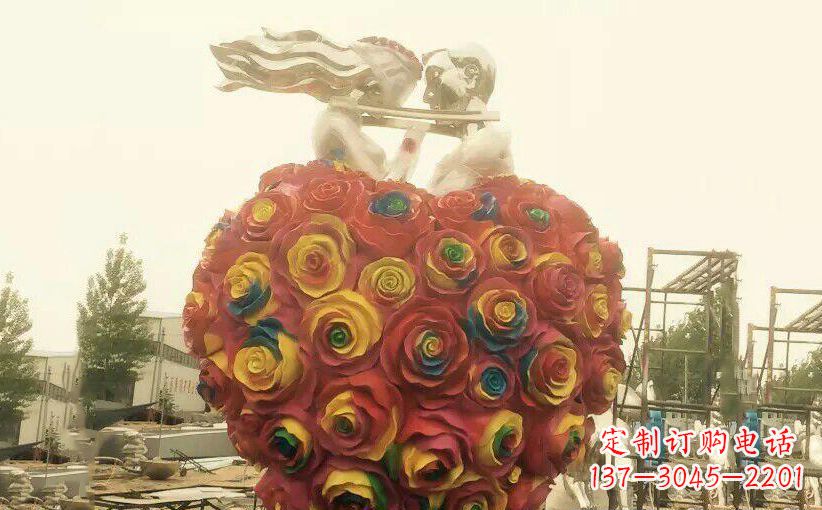 沈阳浪漫之美——不锈钢情侣结婚雕塑