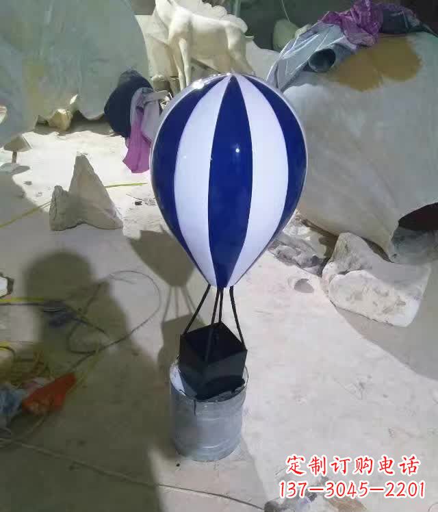 沈阳气球雕塑精美外形、绚丽色彩