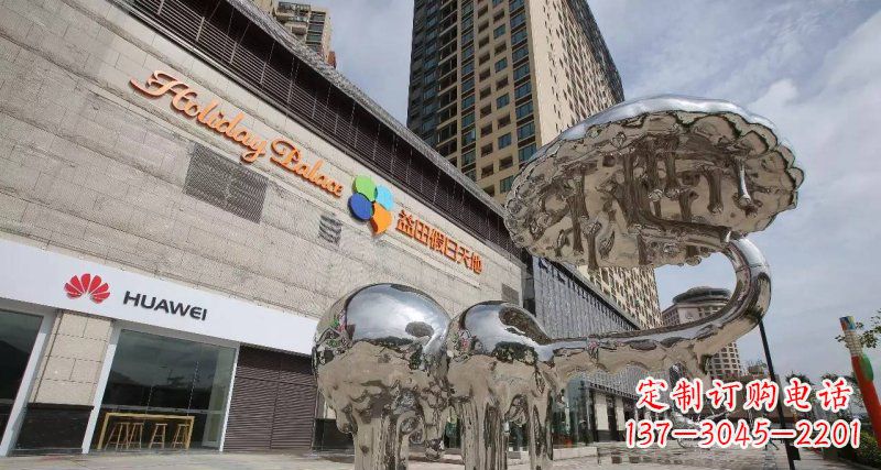 沈阳不锈钢门前的大象雕塑