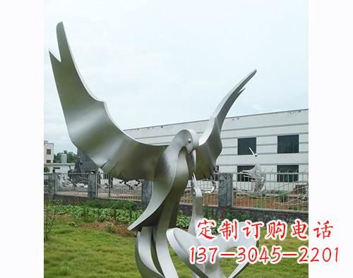 沈阳面世的不锈钢动物雕塑