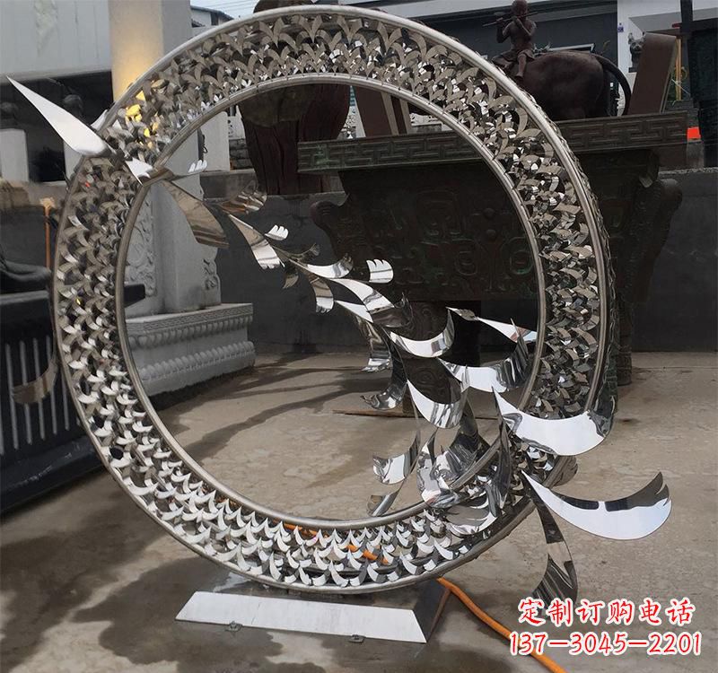 沈阳不锈钢现代圆环雕塑——铸就艺术精粹