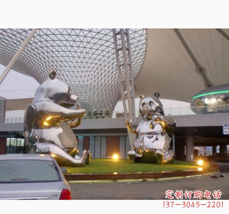 沈阳不锈钢熊猫雕塑象征中国特色文化