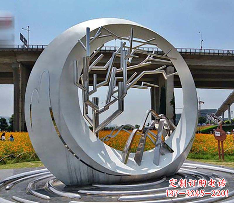 沈阳不锈钢异形圆环雕塑精致而优雅