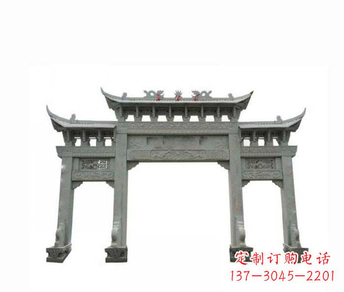 沈阳牌楼上的雕塑