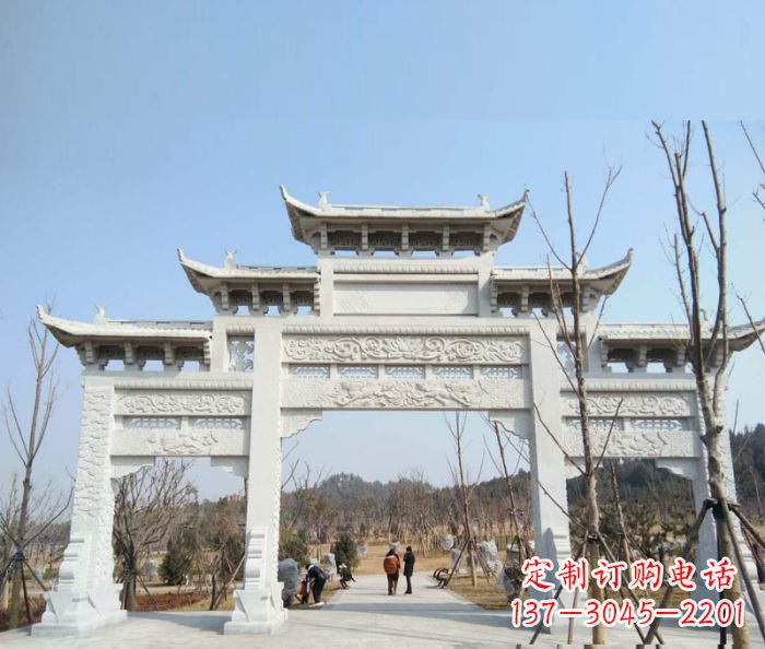 沈阳“村口三门石雕牌楼”——悠久历史的见证