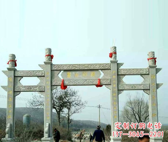 沈阳细节精美的村庄牌坊雕塑