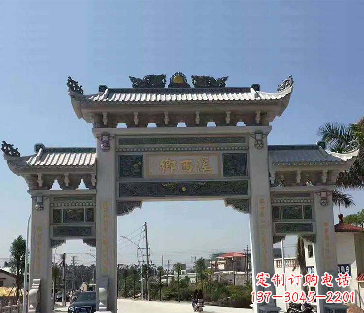 沈阳石牌坊雕塑——缅怀深厚的历史情谊