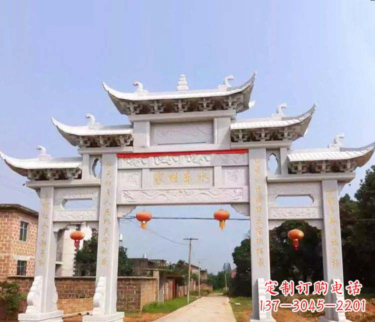沈阳传承村庄牌坊石雕文化