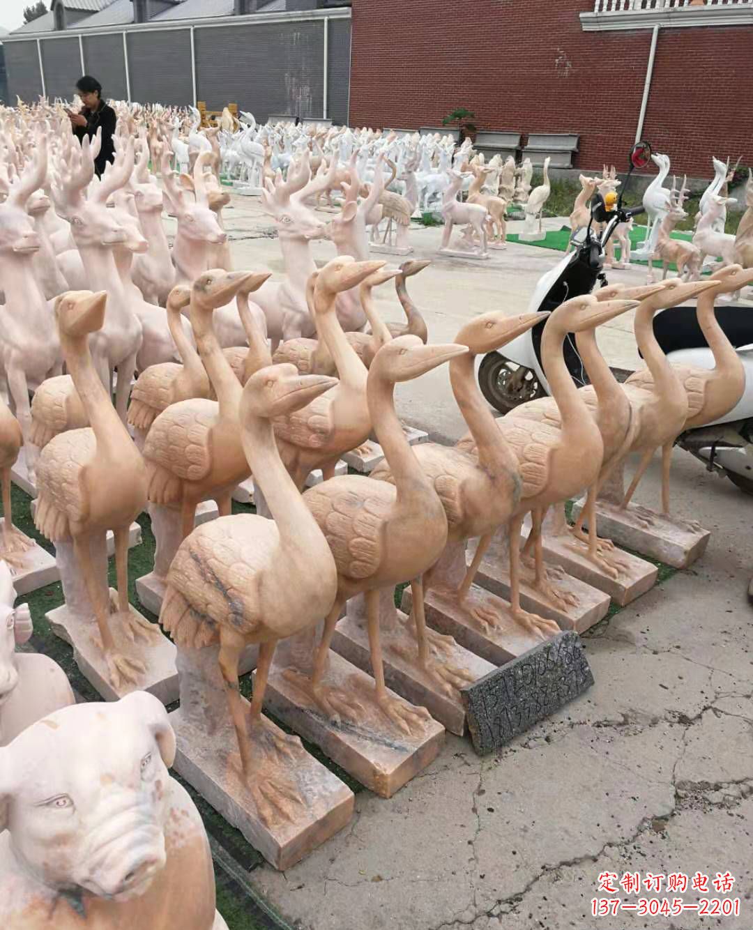 沈阳丹顶鹤大理石雕塑