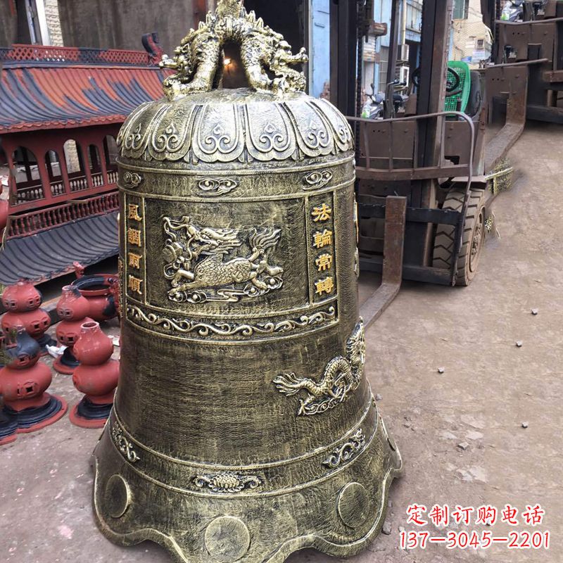 沈阳华中领雕塑历久弥新的铜钟雕塑