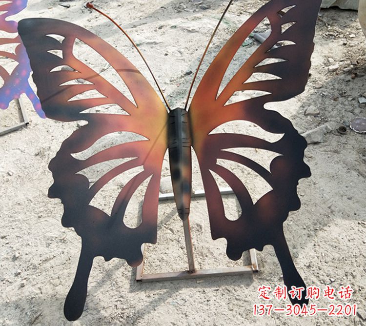 沈阳大型不锈钢铁艺蝴蝶雕塑,户外公园园林彩色昆虫摆件