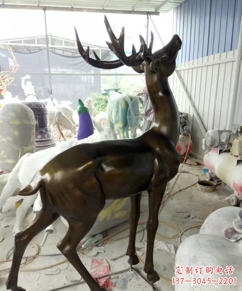 沈阳动物鹿铜雕