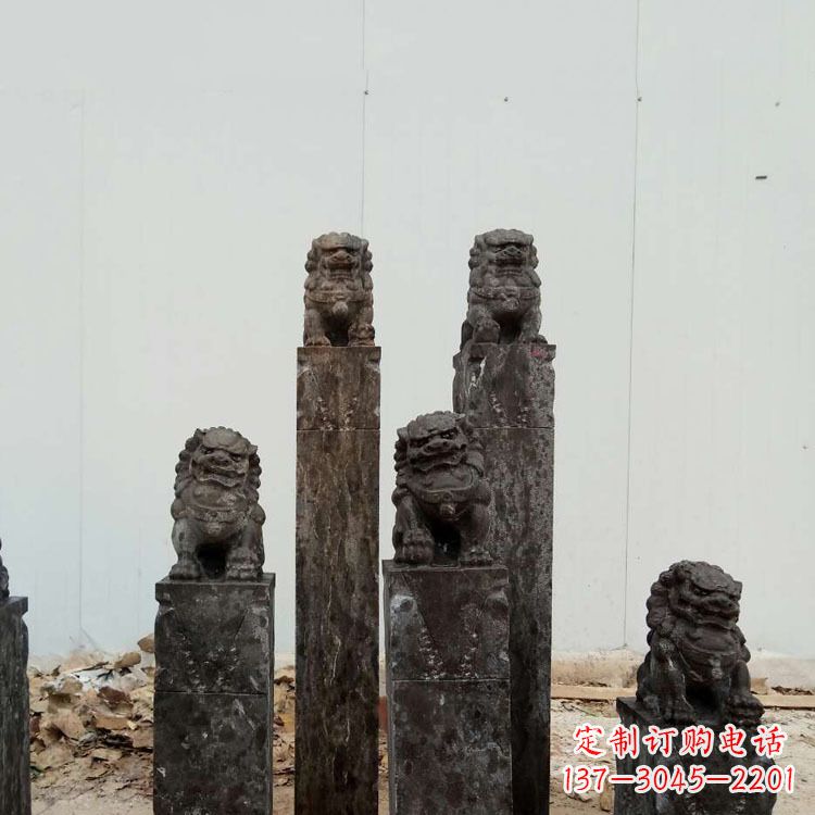 沈阳复古风格拴马桩雕塑