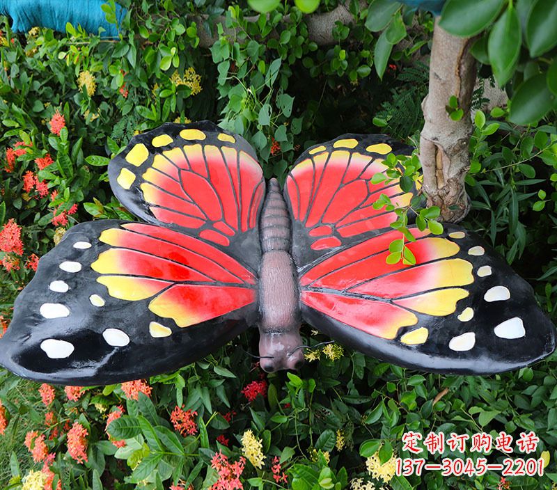 沈阳仿真蝴蝶摆草地动物雕塑摆件