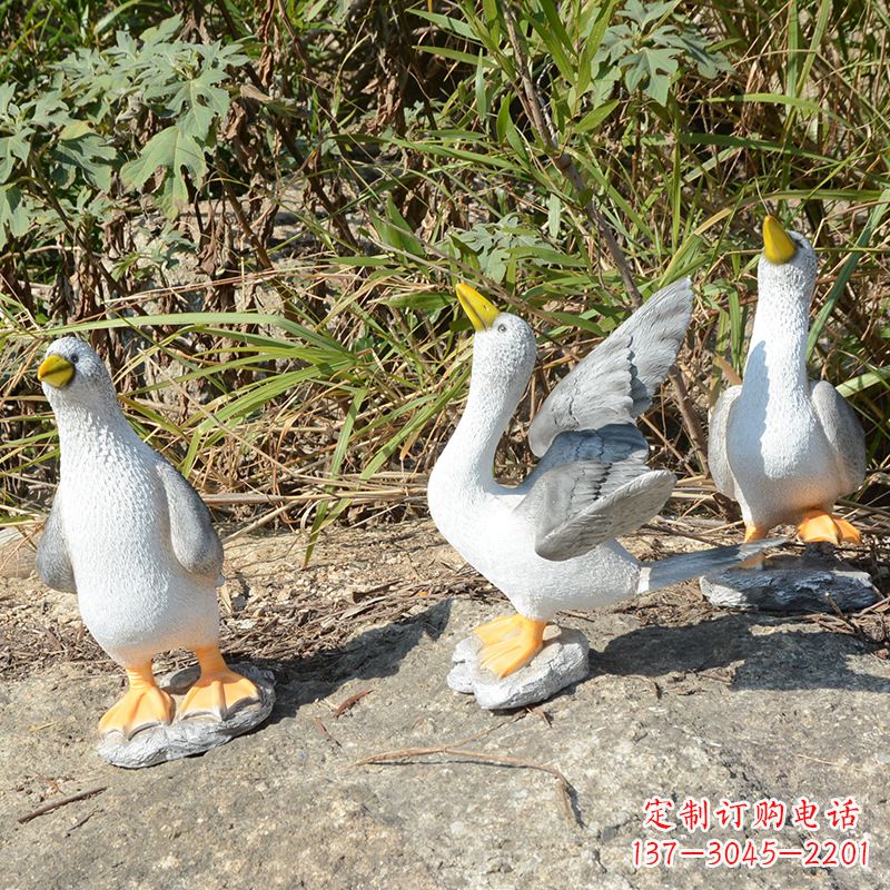 沈阳象征和平的和平鸽雕塑