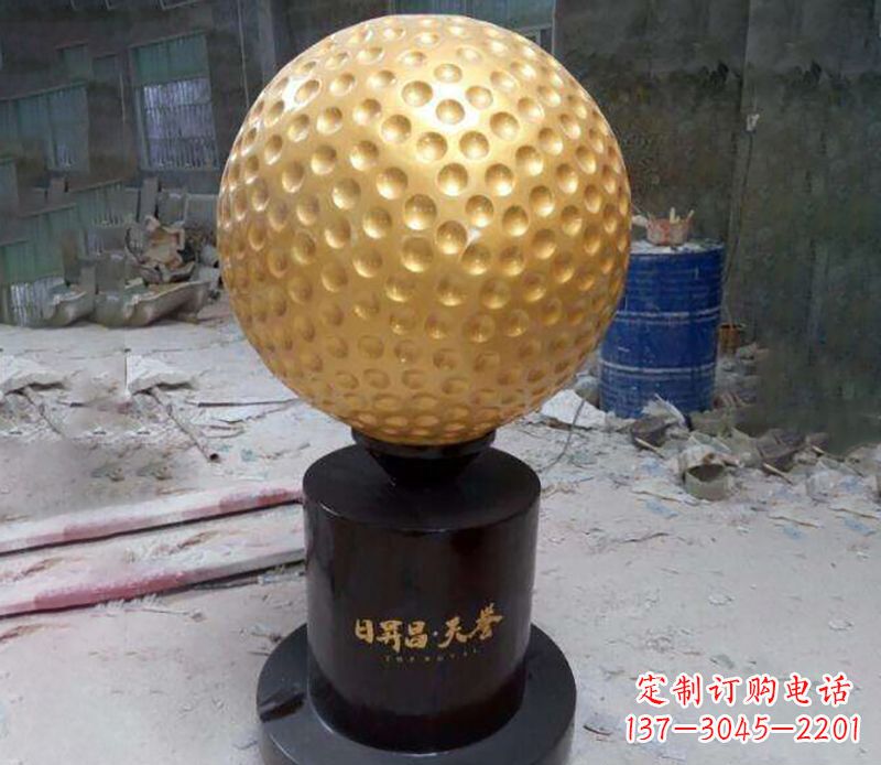 沈阳精致高尔夫球铜雕