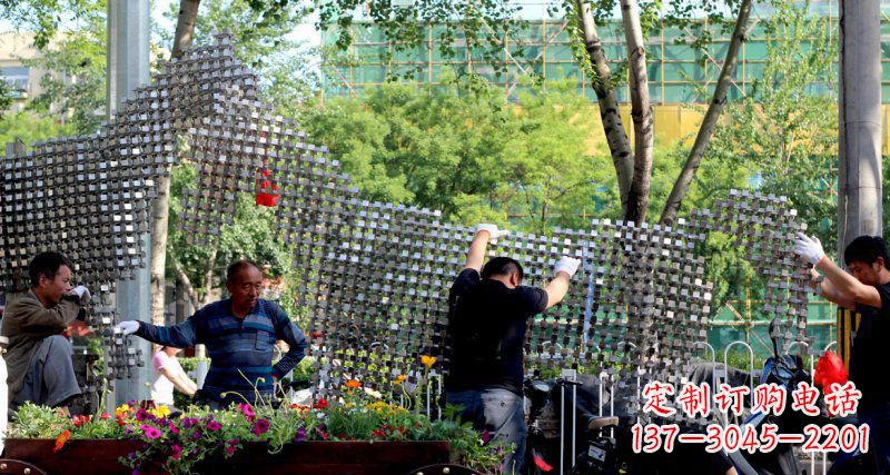 沈阳中领雕塑 - 动物抽象不锈钢雕塑