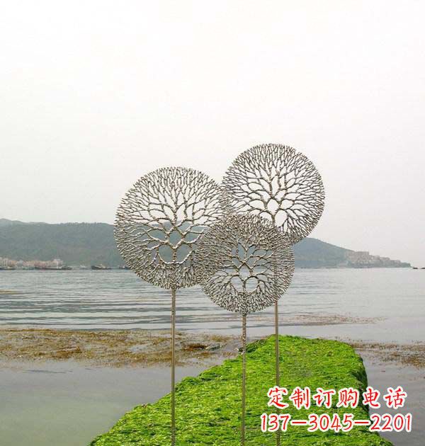 沈阳 迷人的不锈钢蒲公英雕塑