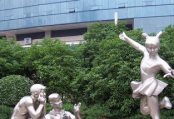 沈阳优质不锈钢学生人物雕塑