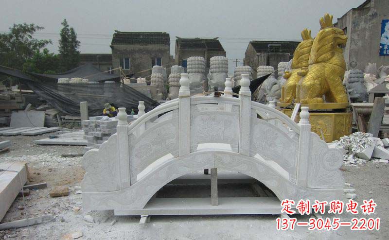 沈阳精美的大理石拱桥雕塑