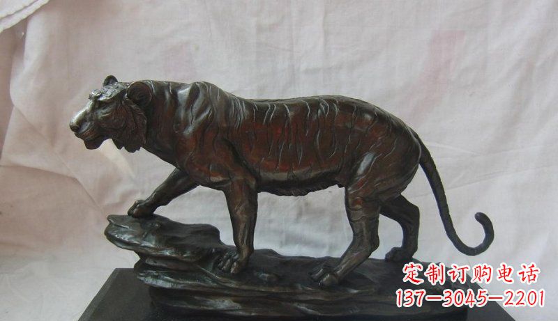 沈阳高质量老虎铜雕