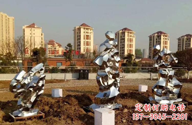 沈阳公园小区不锈钢太湖石雕塑