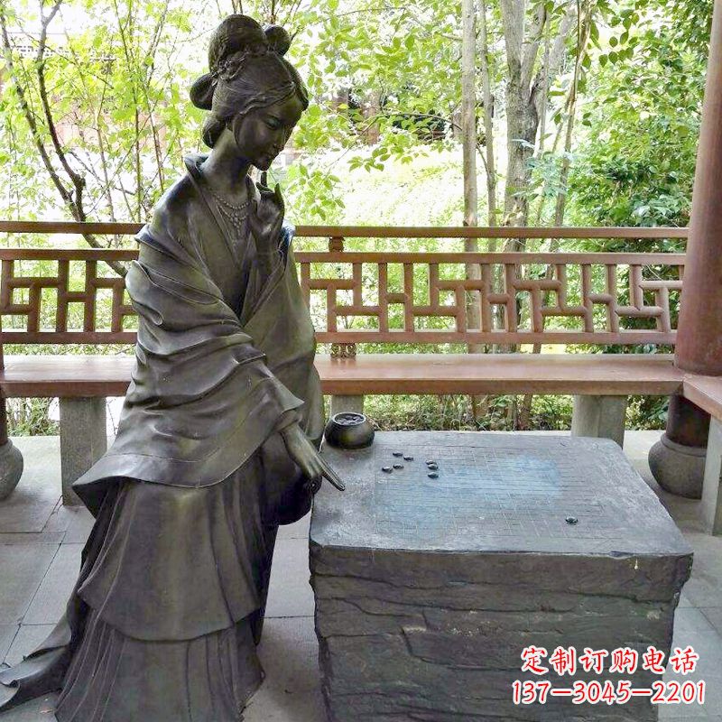 沈阳古代美女西施下棋情景雕塑