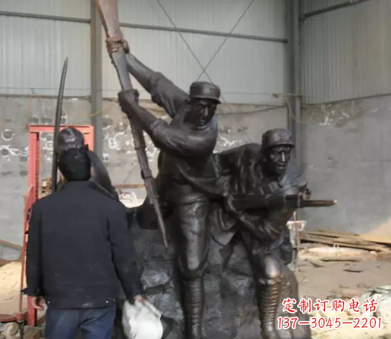 沈阳红军冲锋广场人物铜雕
