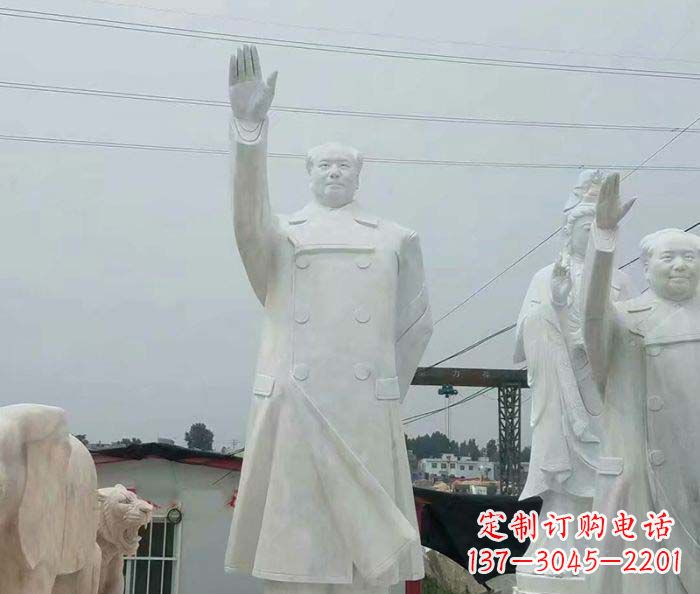 沈阳毛泽东伟人石雕,永载史册