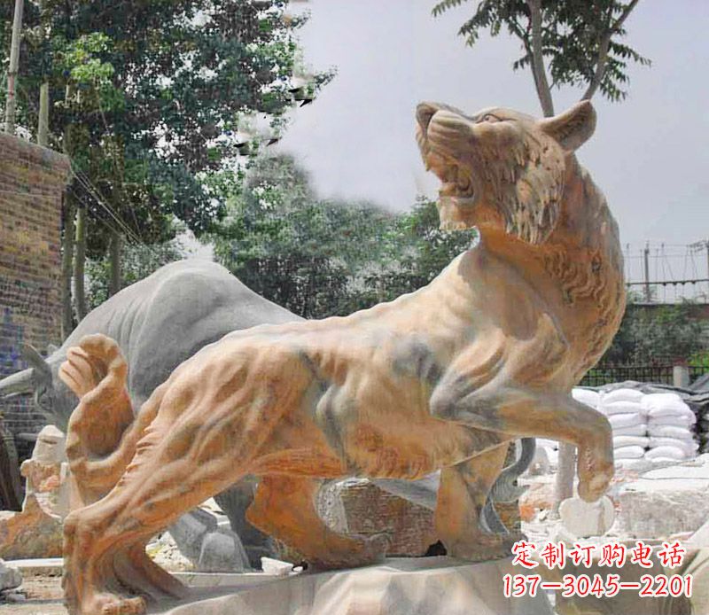 沈阳象征力量与尊贵的老虎石雕